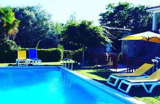 Homerez - Nice house for 2 ppl. with shared pool at Molares