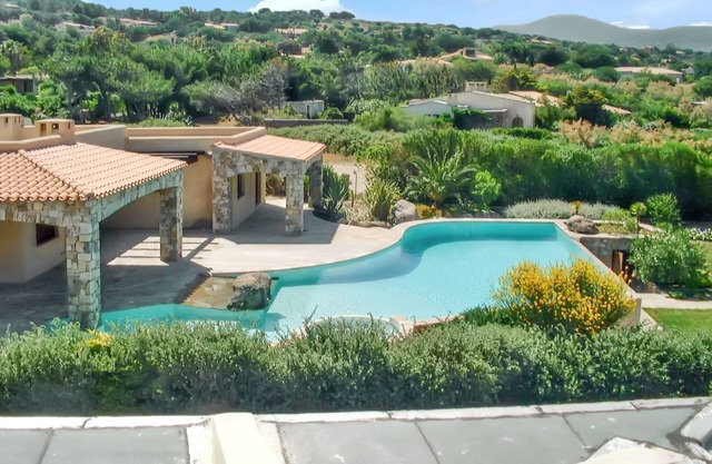 Homerez - Panoramic Villa with Sea and Mountain Views in Corbara