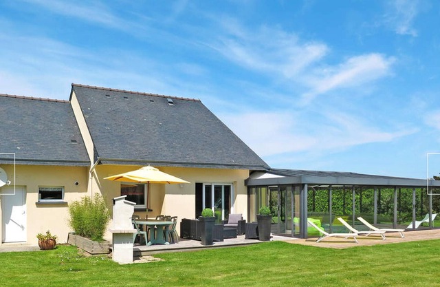 Homerez - Spacious villa 10 km away from the beach for 6 ppl. with swimming-pool