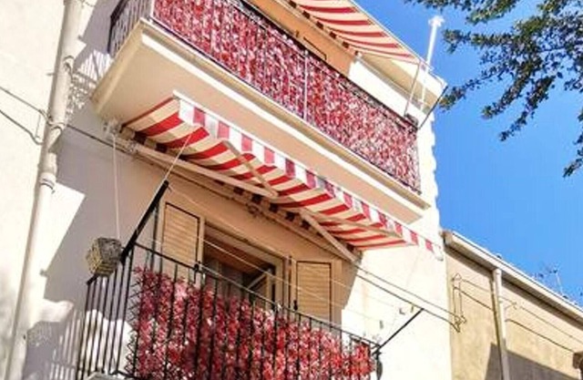 Homerez - Spacious villa for 8 ppl. with terrace at Acquaviva Platani