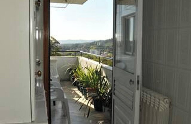 Homerez - Spacious apartment with fireplace in Guimarães