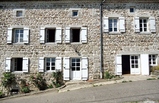 Homerez - Spacious House in Palladuc, Mountain View