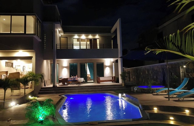 Homerez - Villa 2 km away from the beach for 9 ppl. with swimming-pool at Albion