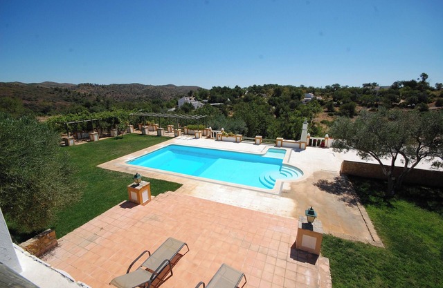 Homerez - Villa Tavira with Pool