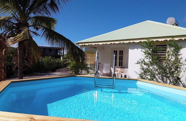 Homerez - Welcoming House in Le Moule with Shared Pool