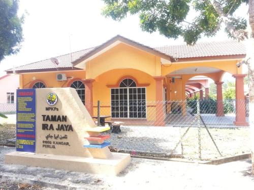 Homestay Ira Jaya - 4 Unit Rumah