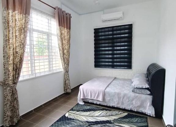 Homestay Kemaman Fyna02 di Bukit Kuang