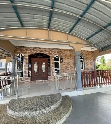 HOMESTAY Teratak Besut (HA)