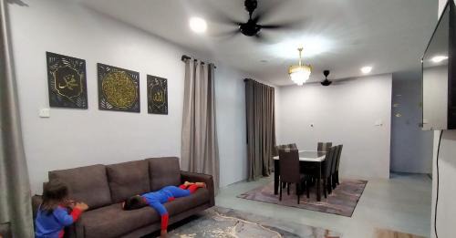 Homestay Tok Ayah KG KERU, Tampin "FOR ISLAM PEOPLE ONLY"