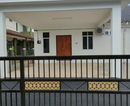 Homestay Usrati No. 17K (untuk muslims sahaja)