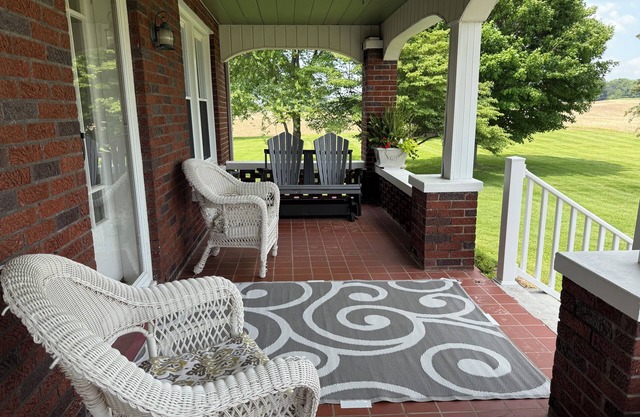 Homestead in the Barrens offers a unique and spacious executive country home.
