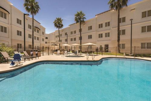 Homewood Suites Tucson St. Philip's Plaza University