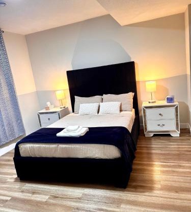 Homey Basement Suite by Gaudi