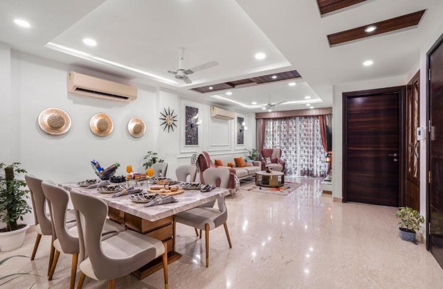 Homlee-Pentagon 5 BHK luxurious-Lift-Parking-Saket