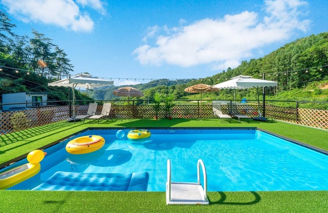 Hongcheon Stoneisland Pension