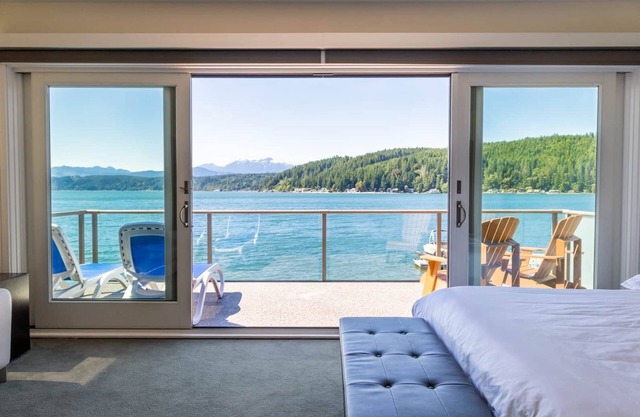 Hood Canal Resort in Union, WA