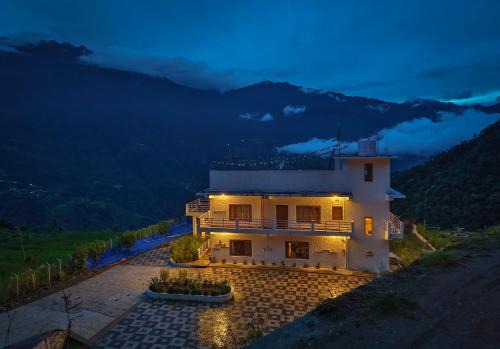 Hoongla Inn - Homestay in Lumla Tawang
