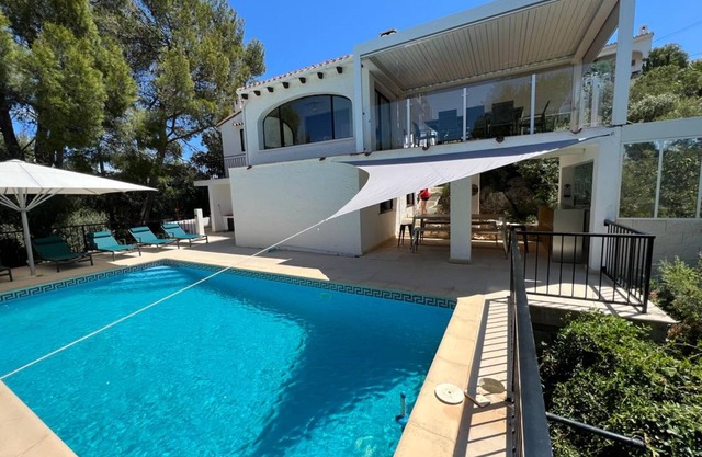 HORIZONTE - Fabulous villa with private pool. Free WIFI.
