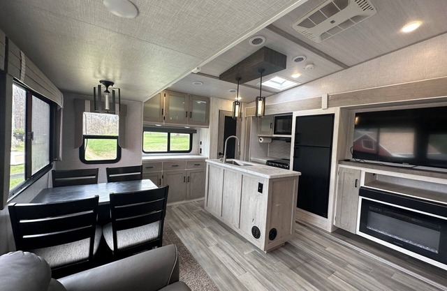 Horn and Thistle Farm - Camper/RV in Abbottstown, Pennsylvania, United States