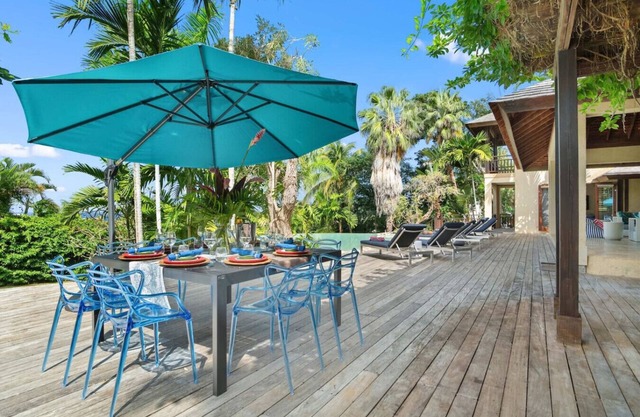 Hospitality Expert Rose Hall: 5BR, Pool, Beach