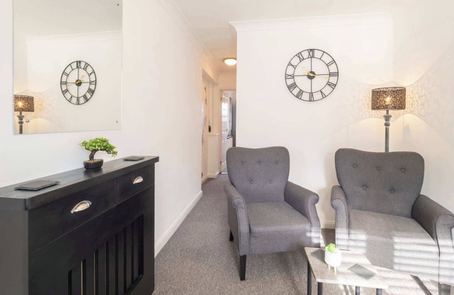 Host & Stay | St Martin's Road