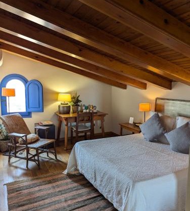 Hostal de la Plaça - Hotel Boutique