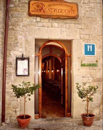 Hostal Las Coronas