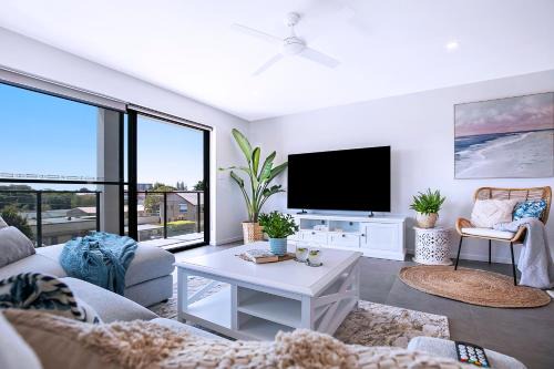 HOT Stylish Costal 3 ensuite apartment on Redcliffe, Brisbane