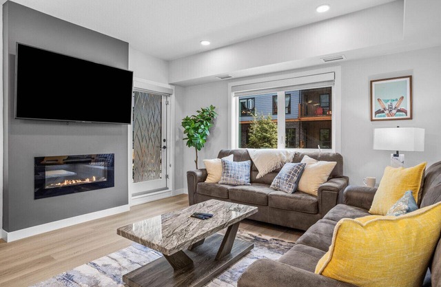 Hot Tub & Heated Pool | 2 King Beds | New Resort