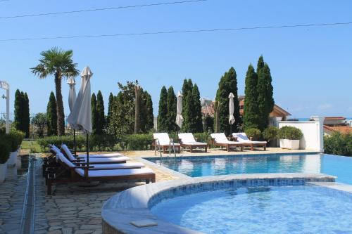 Hotel Aleksandrus Jardin