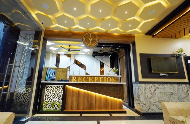 Hotel Alishaan 30 Mtrs from Dargah