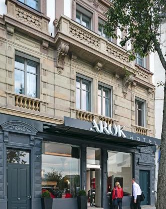 Hotel Arok