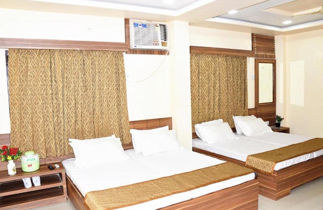 HOTEL ATA INN AND RESTAURANT (20 Mtrs from Dargah), Ajmer