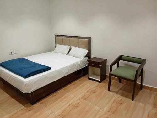 HOTEL AURA INN NAGPUR railway station STATION