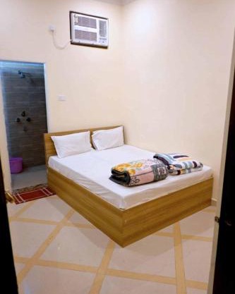 Hotel Bhagwaan Das In Varanasi