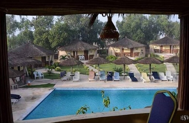 Hotel & Campement du Lac Rose