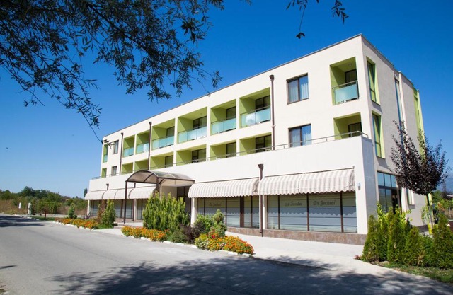 Hotel-Clinic Dr. Gechevi