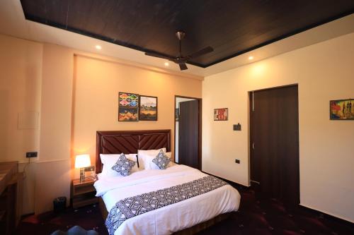 Hotel Corbett Cultures