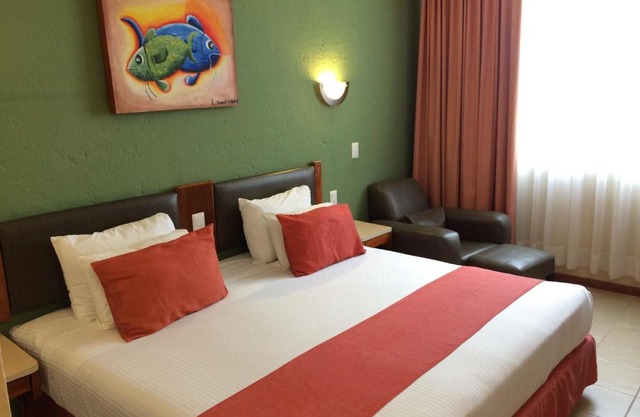 Hotel Enriquez