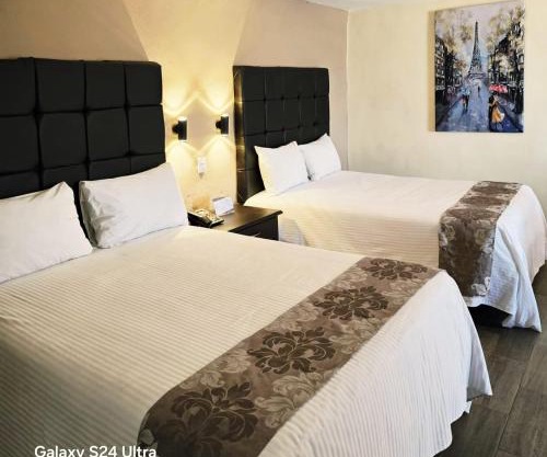 Hotel Express Inn