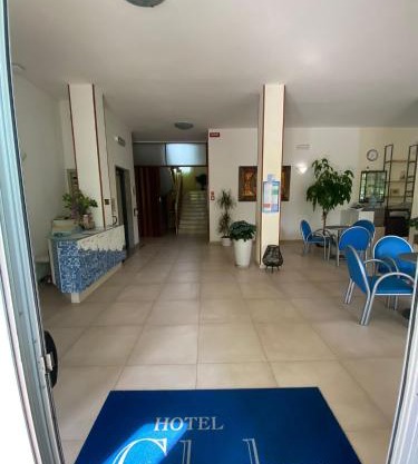 Hotel Gladys