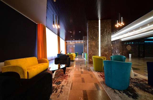 Hotel Gromada Pila