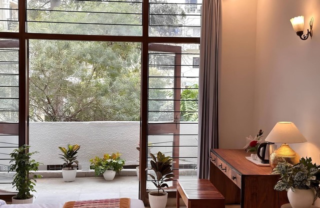 HOTEL GROVE RESIDENCY