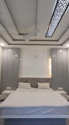 Hotel K2 Square Hotel and Restaurant