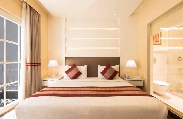 Hotel Lalsons Continental