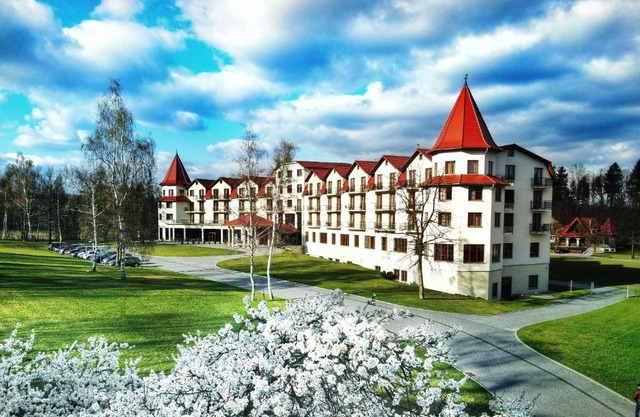 Hotel Nowy Zdrój - Centrum Zdrowia i Wypoczynku
