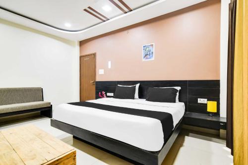 Hotel O Indore Omaxe City Bypass