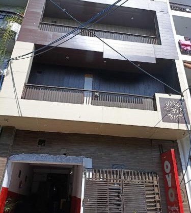 Hotel O KL khari Near Ashoka Park Mein Metro