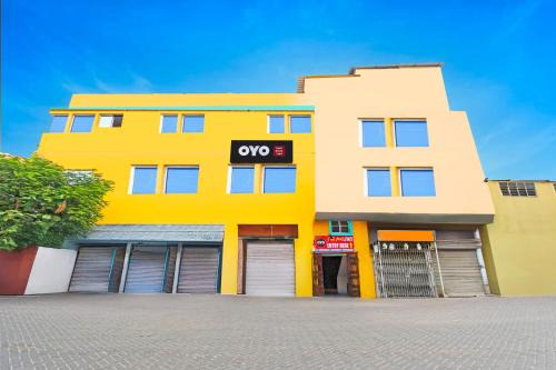 Hotel O Madhyamgram Railway Junction Formerly Dreamland