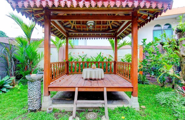 Hotel O Mbah Carik Homestay Syari'ah